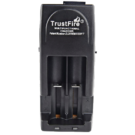 TRUSTFIRE TR-001 CHARGER